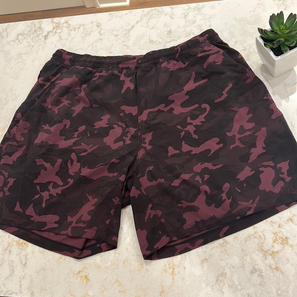Lululemon Pace Breaker Short 7”